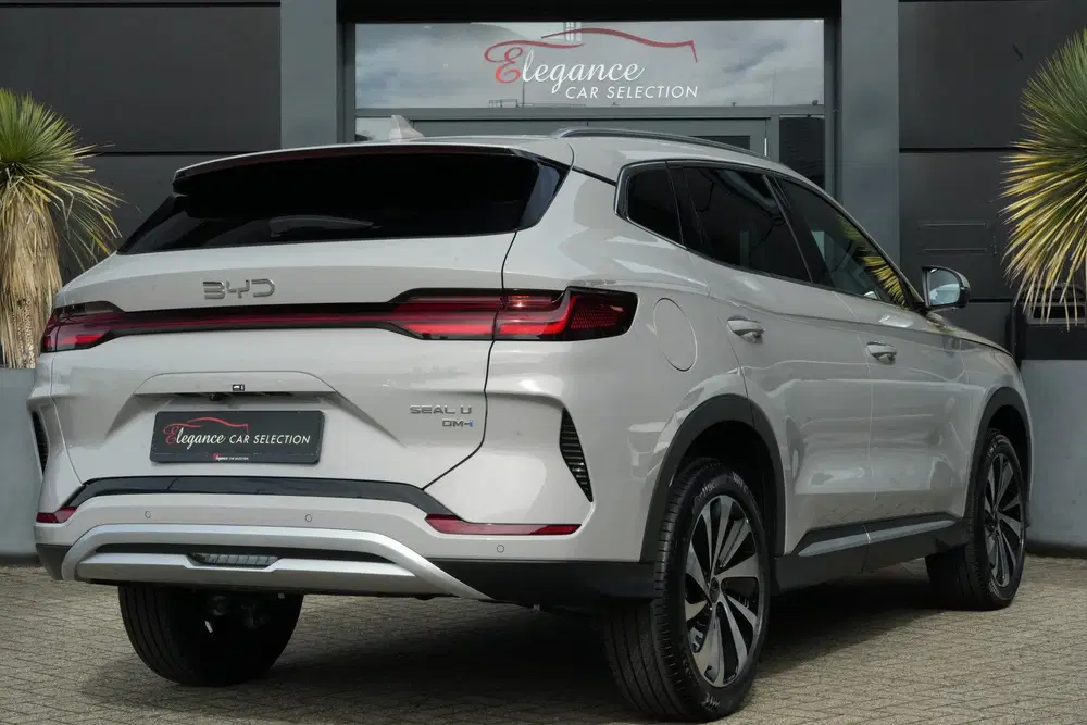 BYD Seal U 1.5 DM-i PHEV AWD Design uit 2026, foto 2