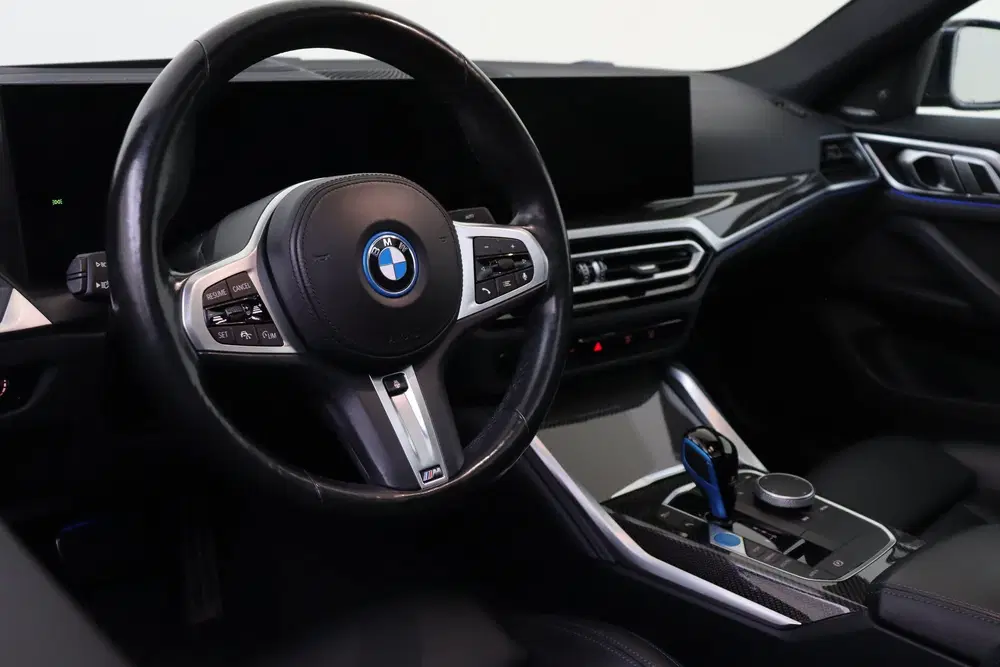 BMW i4 eDrive40 High Executive M Sport uit 2022, foto 3