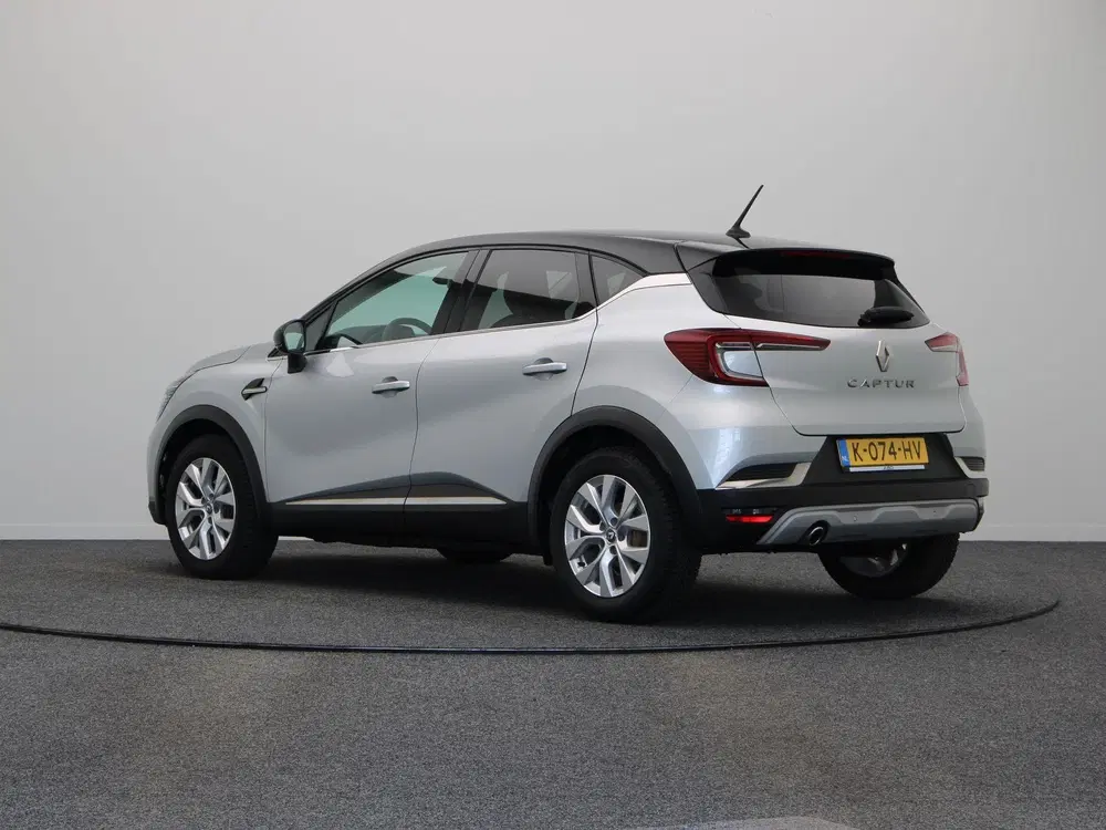 Renault Captur 1.0 TCe 100 Intens uit 2021, foto 2