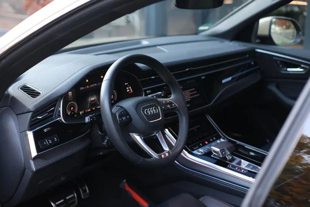 Audi Q8 55 TFSI e quattro Pro Line S Pano uit 2024, foto 4
