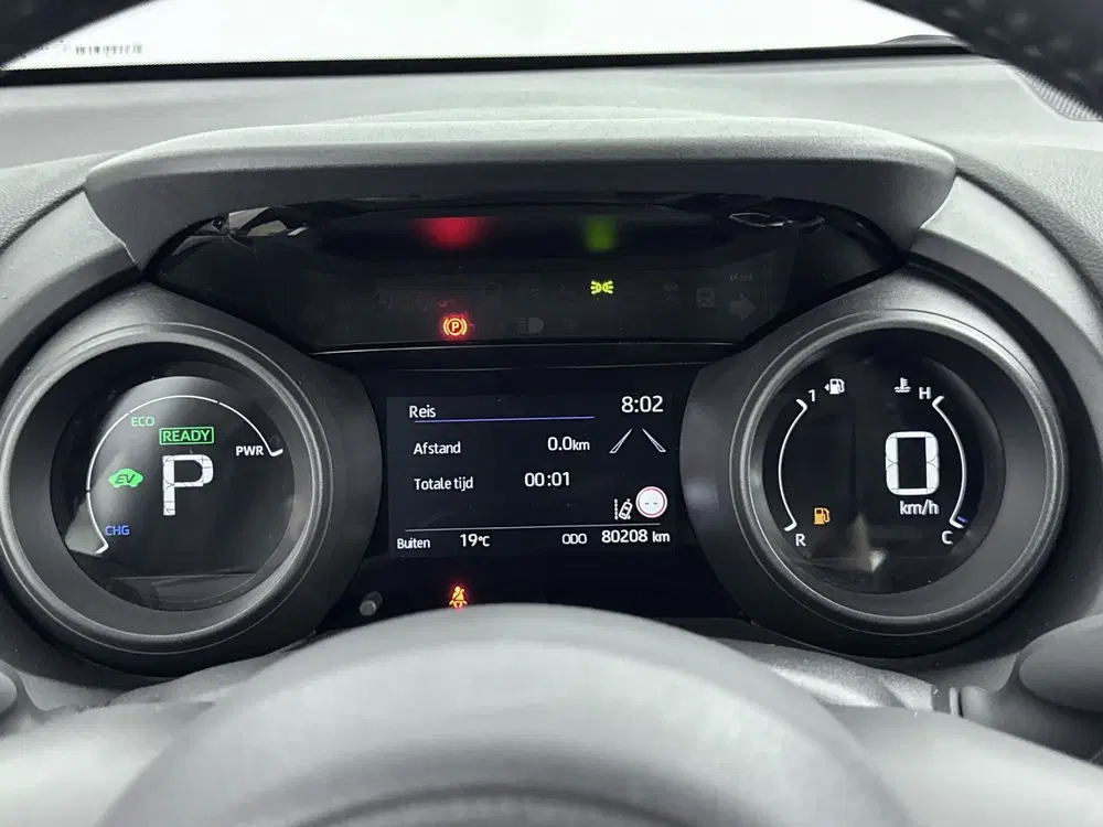Toyota Yaris 1.5 Hybrid 115 First Edition uit 2023, foto 5