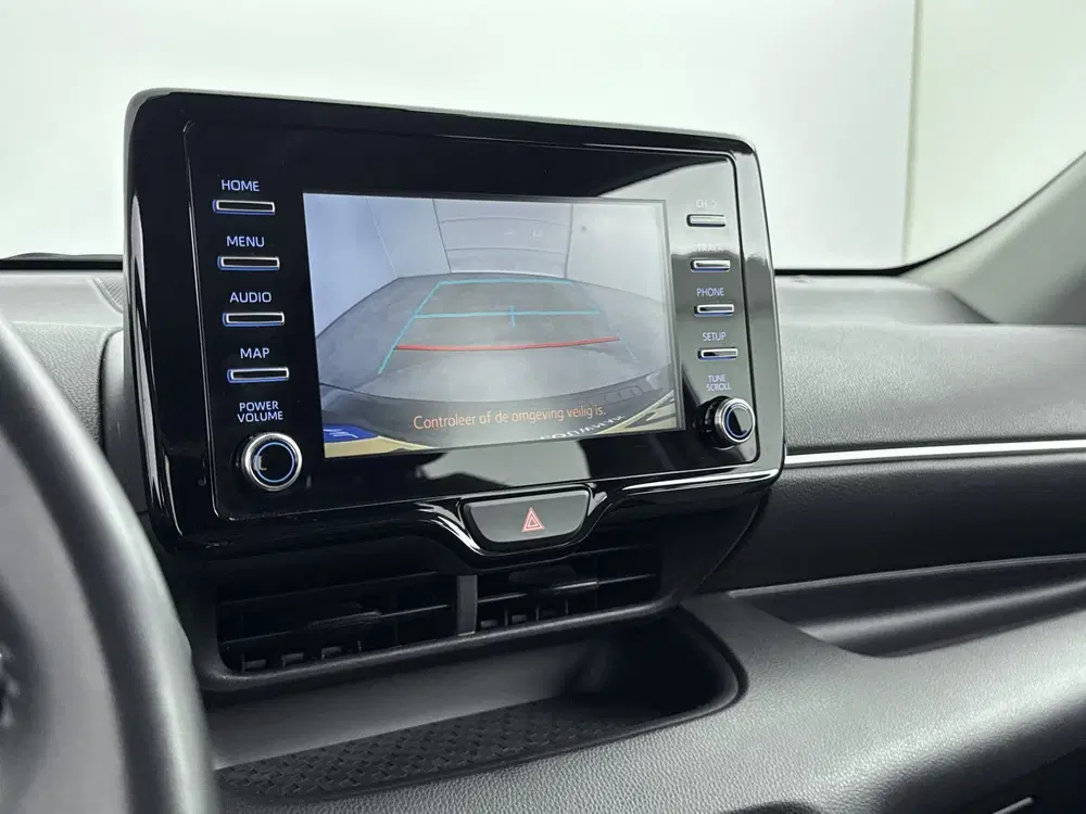 Toyota Yaris 1.5 Hybrid 115 First Edition uit 2023, foto 8