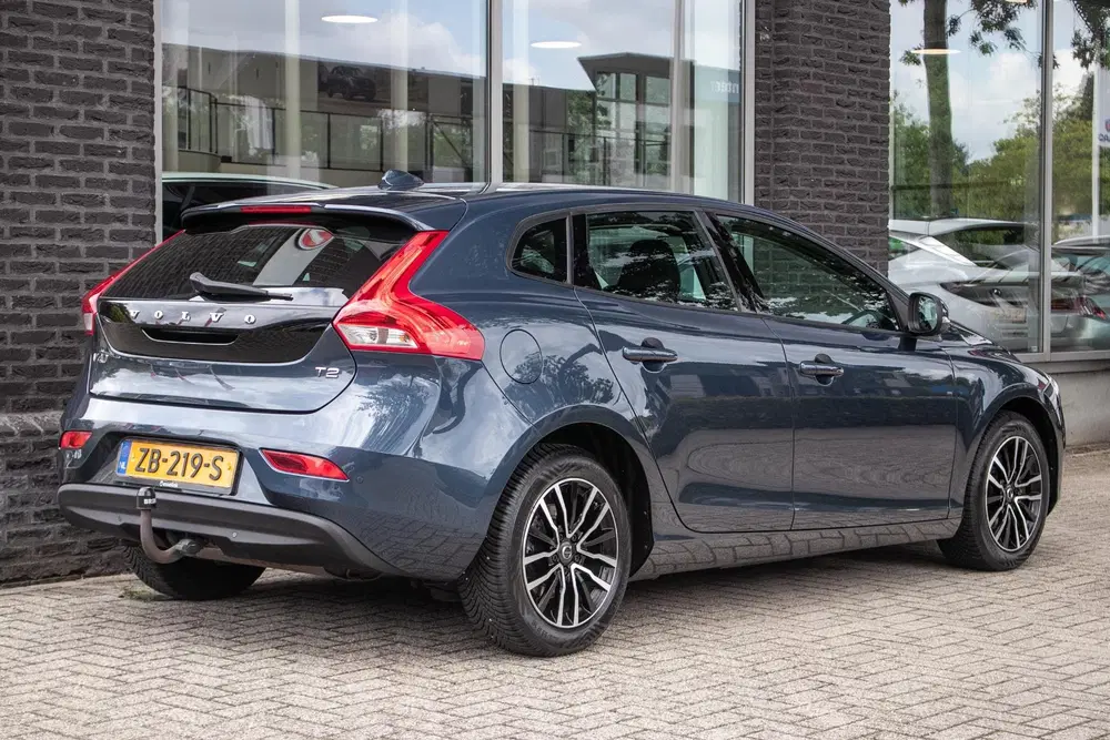 Volvo V40 1.5 T2 Polar+ uit 2019, foto 2