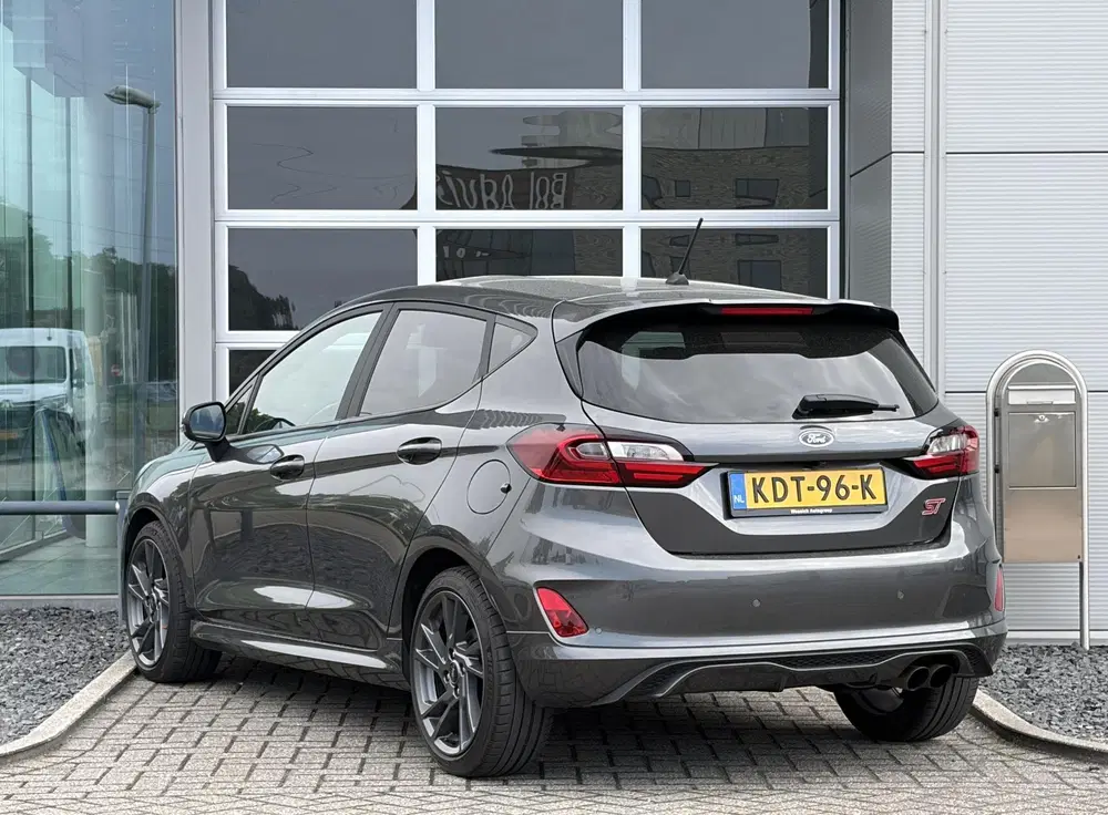 Ford Fiesta 1.5 EcoBoost 200pk ST-X Schaal Stoelen uit 2022, foto 4