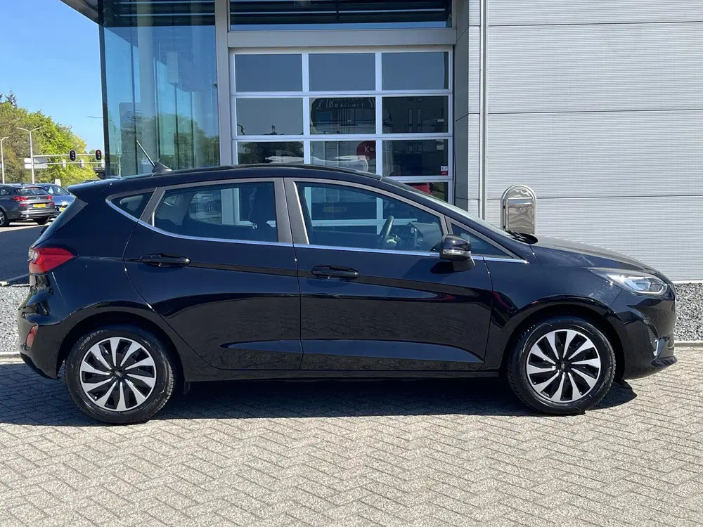 Ford Fiesta 1.0 EcoBoost Hybrid Titanium uit 2022, foto 4