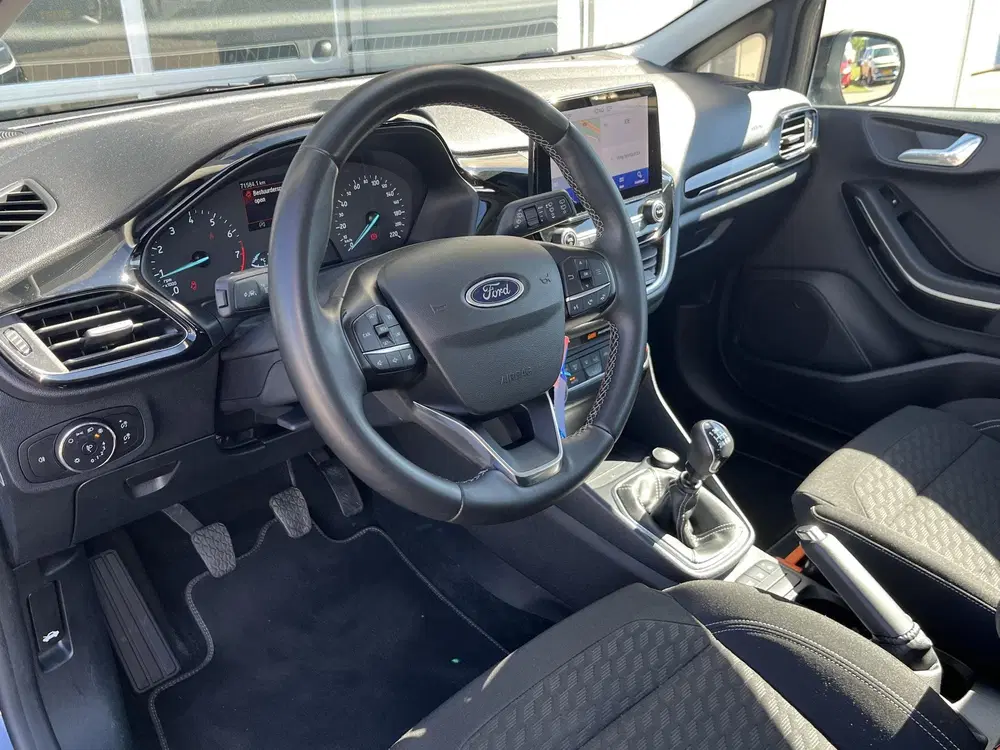 Ford Fiesta 1.0 EcoBoost Hybrid Titanium uit 2022, foto 9