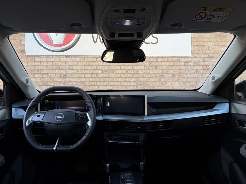 Opel Frontera 1.2 Turbo Hybrid Automaat GS uit 2025, foto 9
