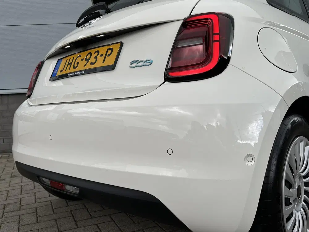 Fiat 500 RED 42 kWh uit 2025, foto 8