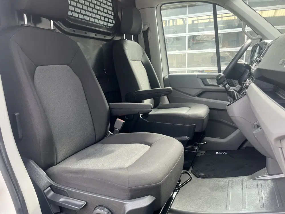 Volkswagen Crafter 35 2.0 TDI L3H3 Airco Cruise controle Tre uit 2020, foto 7