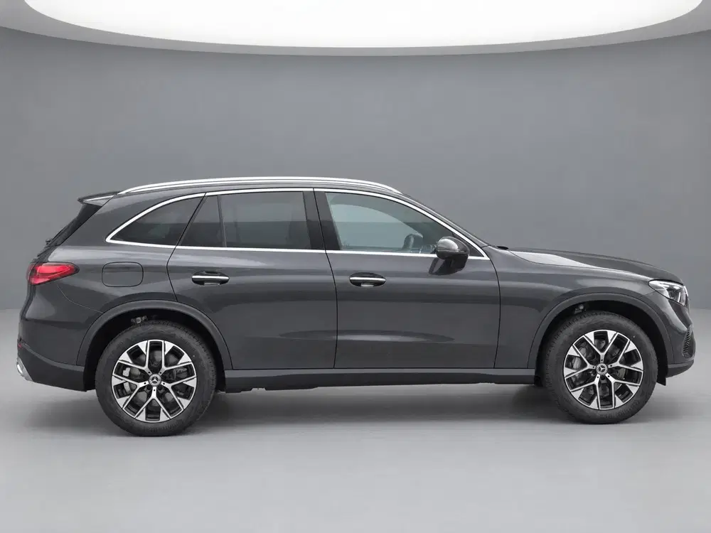 Mercedes-Benz GLC 300e 4MATIC Business Solution Luxur uit 2026, foto 3