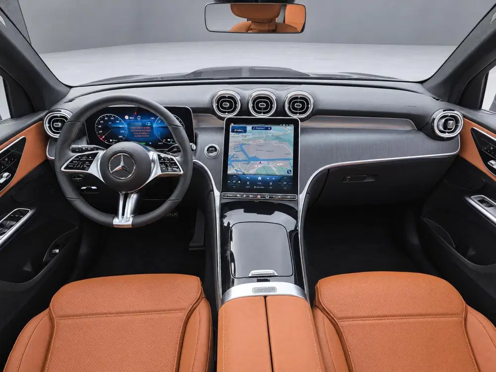 Mercedes-Benz GLC 300e 4MATIC Business Solution Luxur uit 2026, foto 4