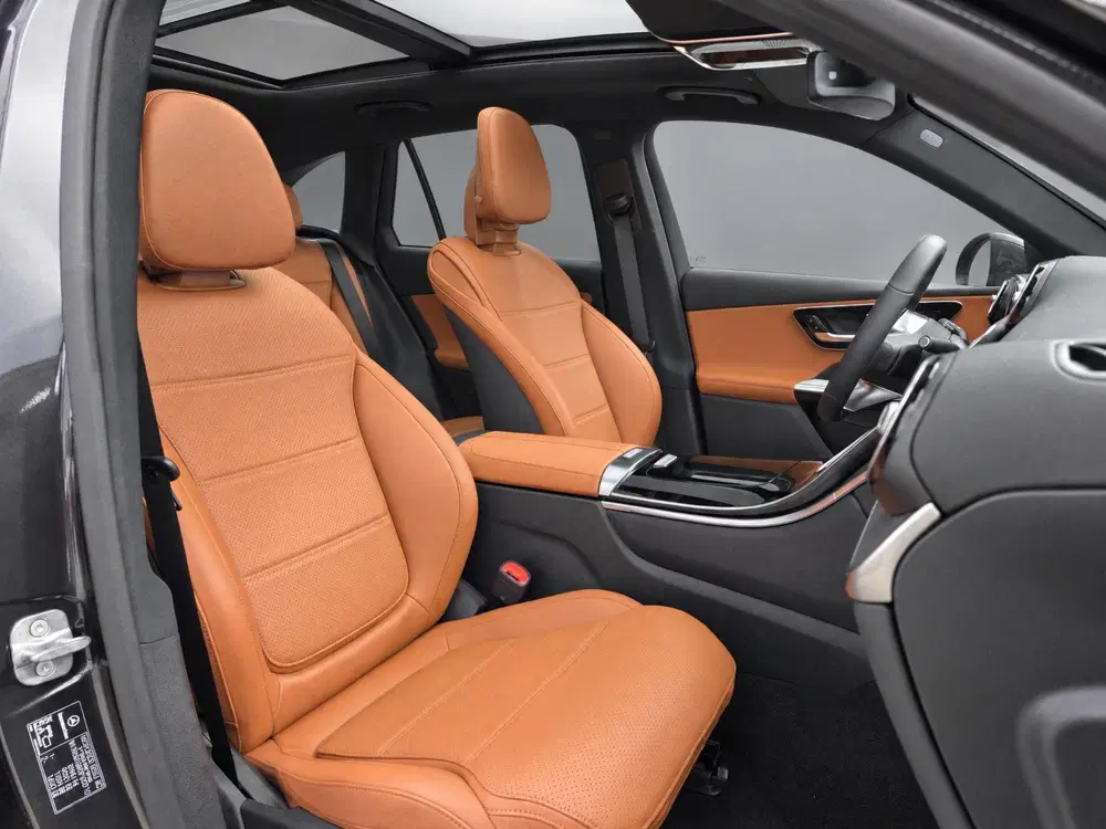 Mercedes-Benz GLC 300e 4MATIC Business Solution Luxur uit 2026, foto 6