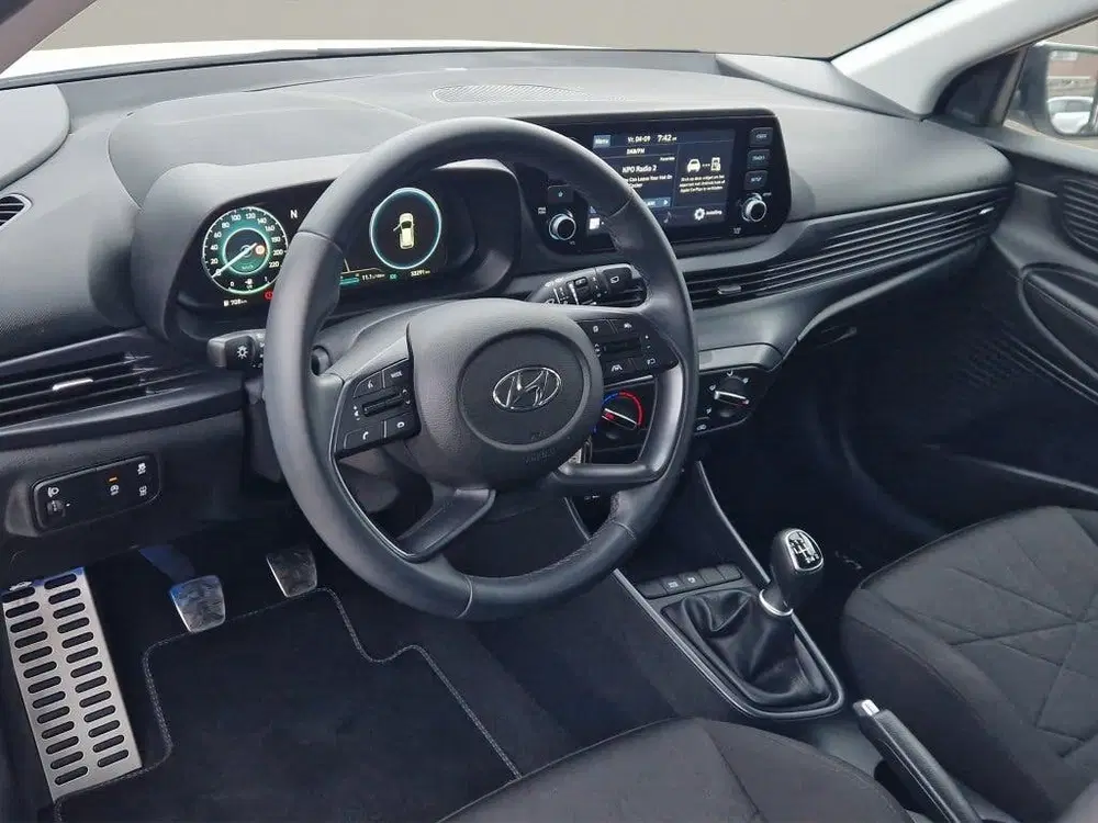 Hyundai BAYON 1.0 T-GDI Comfort NL-Auto uit 2024, foto 2