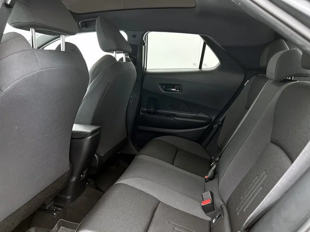 Toyota C-HR 1.8 Hybrid 140 First Edition uit 2024, foto 9