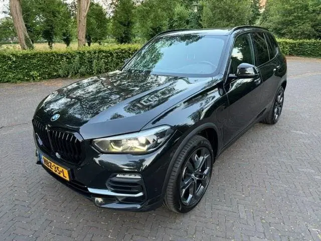 BMW X5 xDRIVE45e High Executive Sport uit 2020