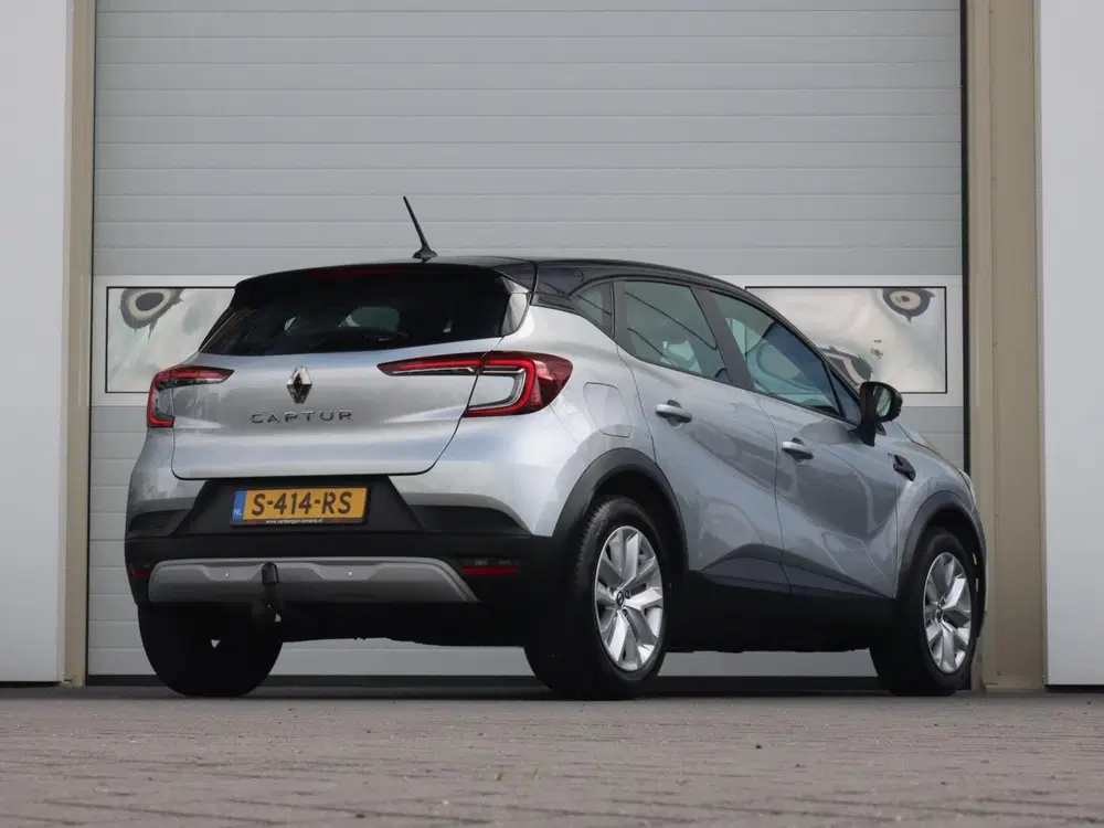 Renault Captur 1.0 TCe 90 Zen uit 2022, foto 2