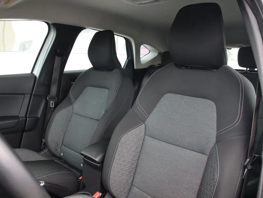 Renault Captur 1.0 TCe 90 Zen uit 2022, foto 5