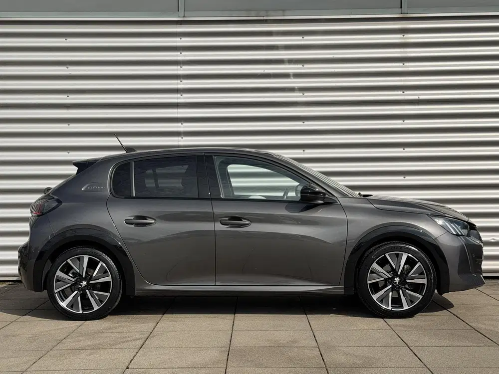 Peugeot 208 1.2 PureTech GT-Line uit 2021, foto 4