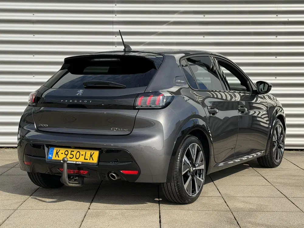 Peugeot 208 1.2 PureTech GT-Line uit 2021, foto 5
