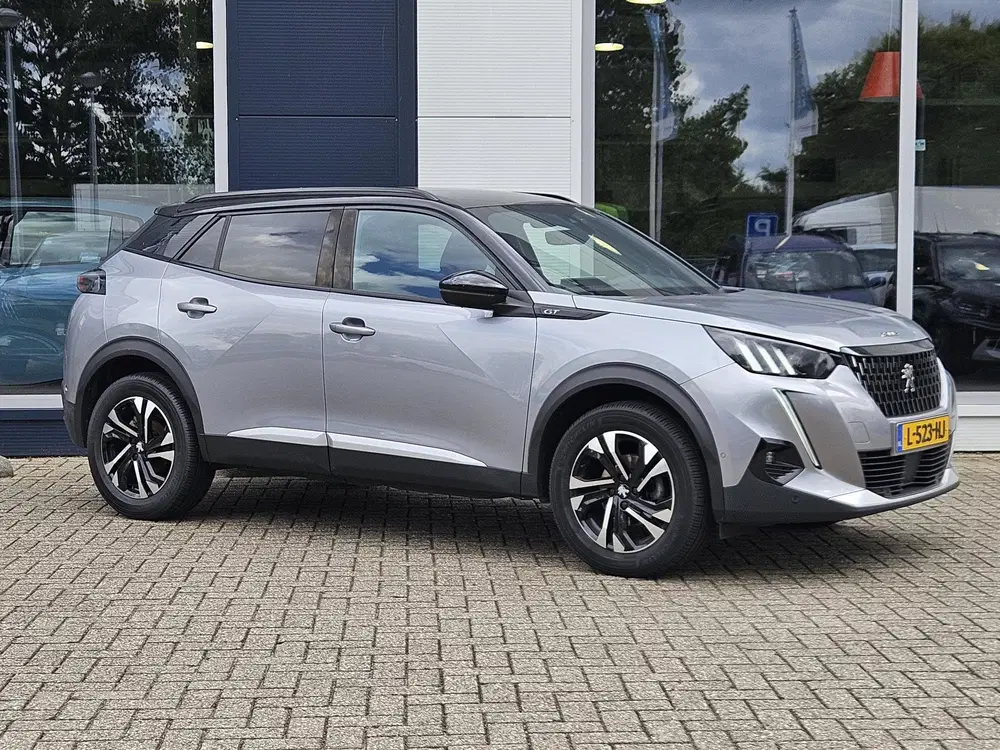 Peugeot 2008 1.2 PureTech GT-Line uit 2021, foto 3