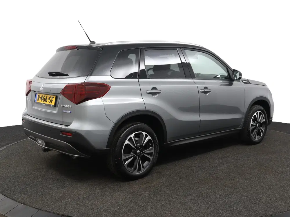 Suzuki Vitara 1.4 Boosterjet Style Smart Hybrid uit 2022, foto 2