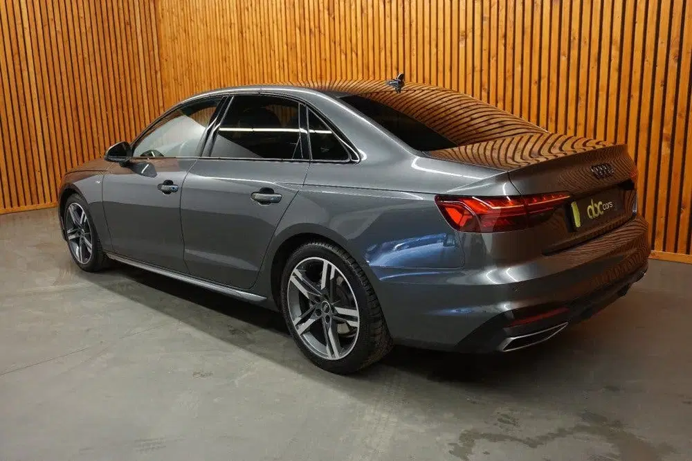 Audi A4 35 TFSI S EDITION Panoramadak Apple Carpla uit 2023, foto 6