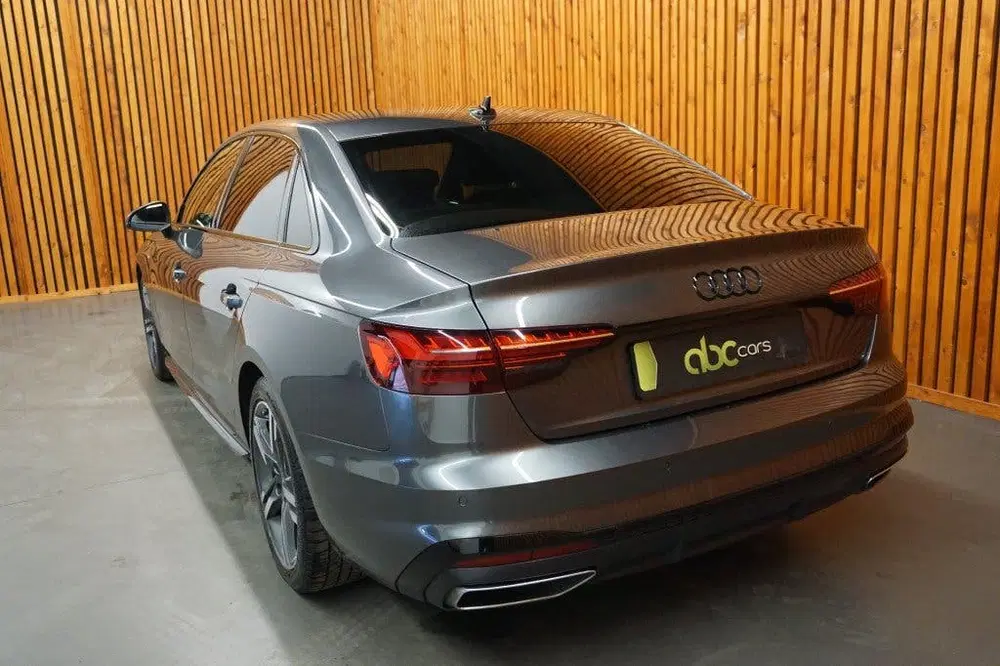 Audi A4 35 TFSI S EDITION Panoramadak Apple Carpla uit 2023, foto 7