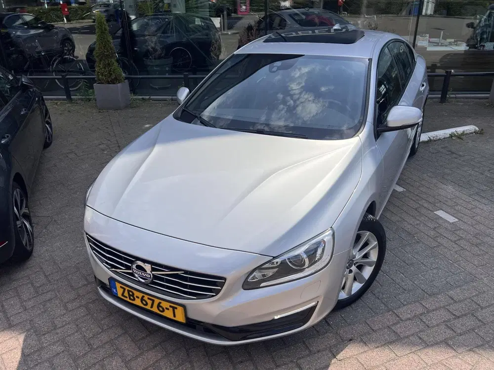 Volvo S60 1.5 T2 Polar+ Dynamic Airco Cruise Dak Led uit 2019, foto 11