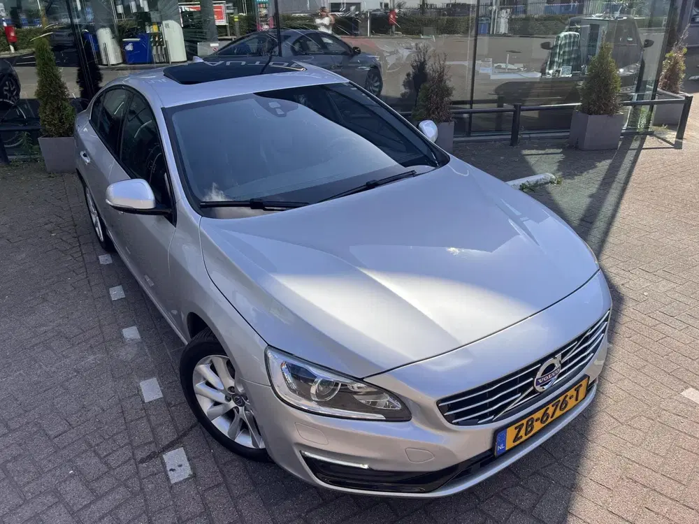 Volvo S60 1.5 T2 Polar+ Dynamic Airco Cruise Dak Led uit 2019, foto 12