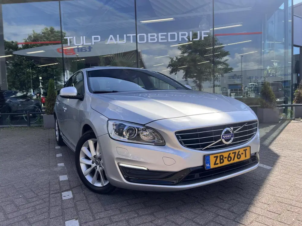 Volvo S60 1.5 T2 Polar+ Dynamic Airco Cruise Dak Led uit 2019, foto 4