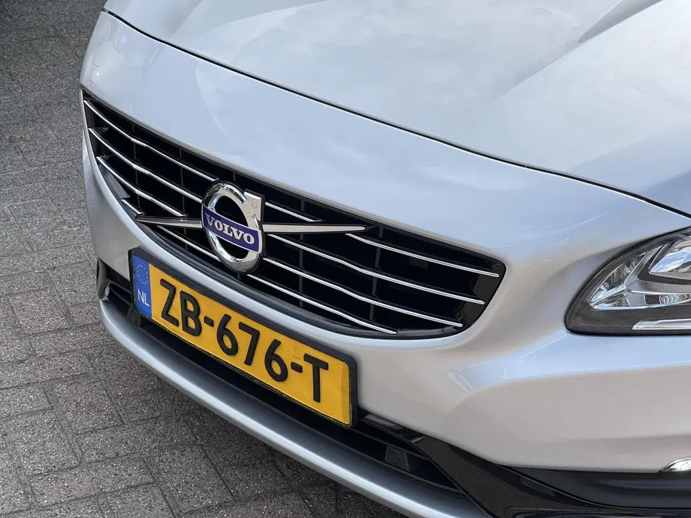 Volvo S60 1.5 T2 Polar+ Dynamic Airco Cruise Dak Led uit 2019, foto 5