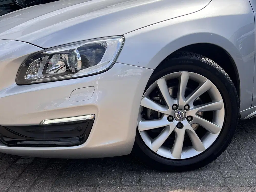 Volvo S60 1.5 T2 Polar+ Dynamic Airco Cruise Dak Led uit 2019, foto 7