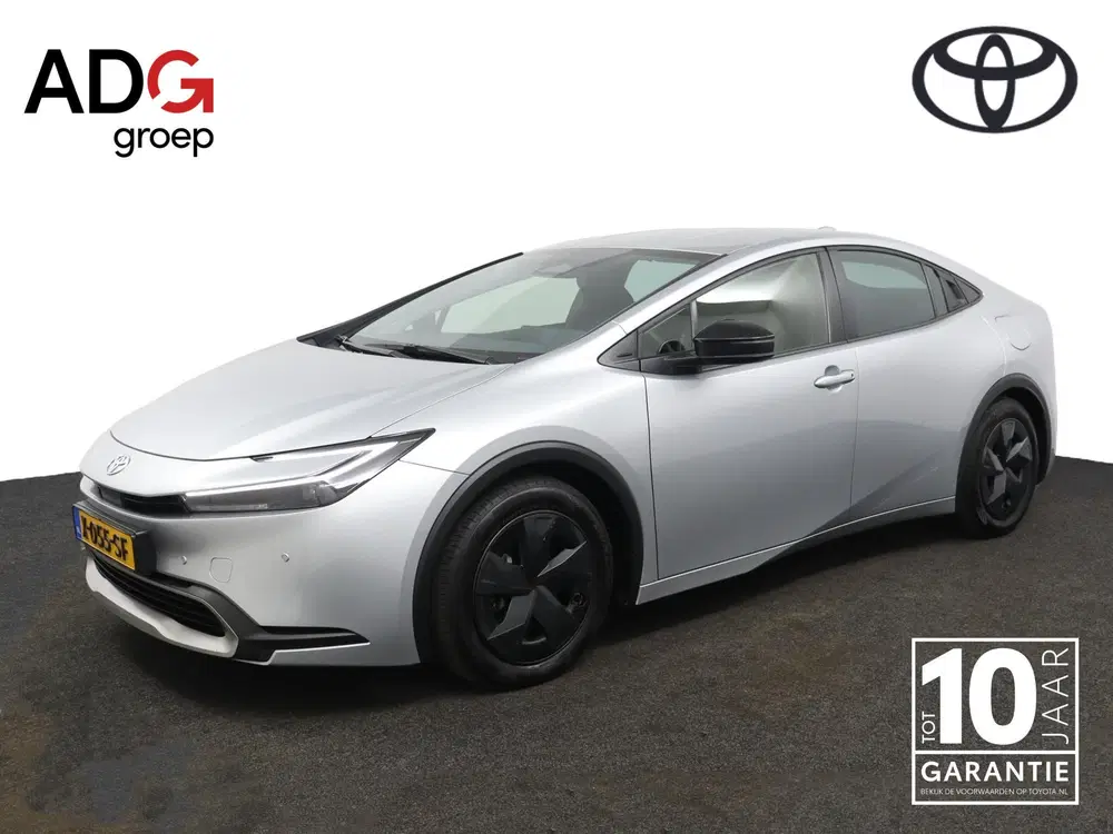 Toyota Prius 2.0 Plug-in Dynamic uit 2024