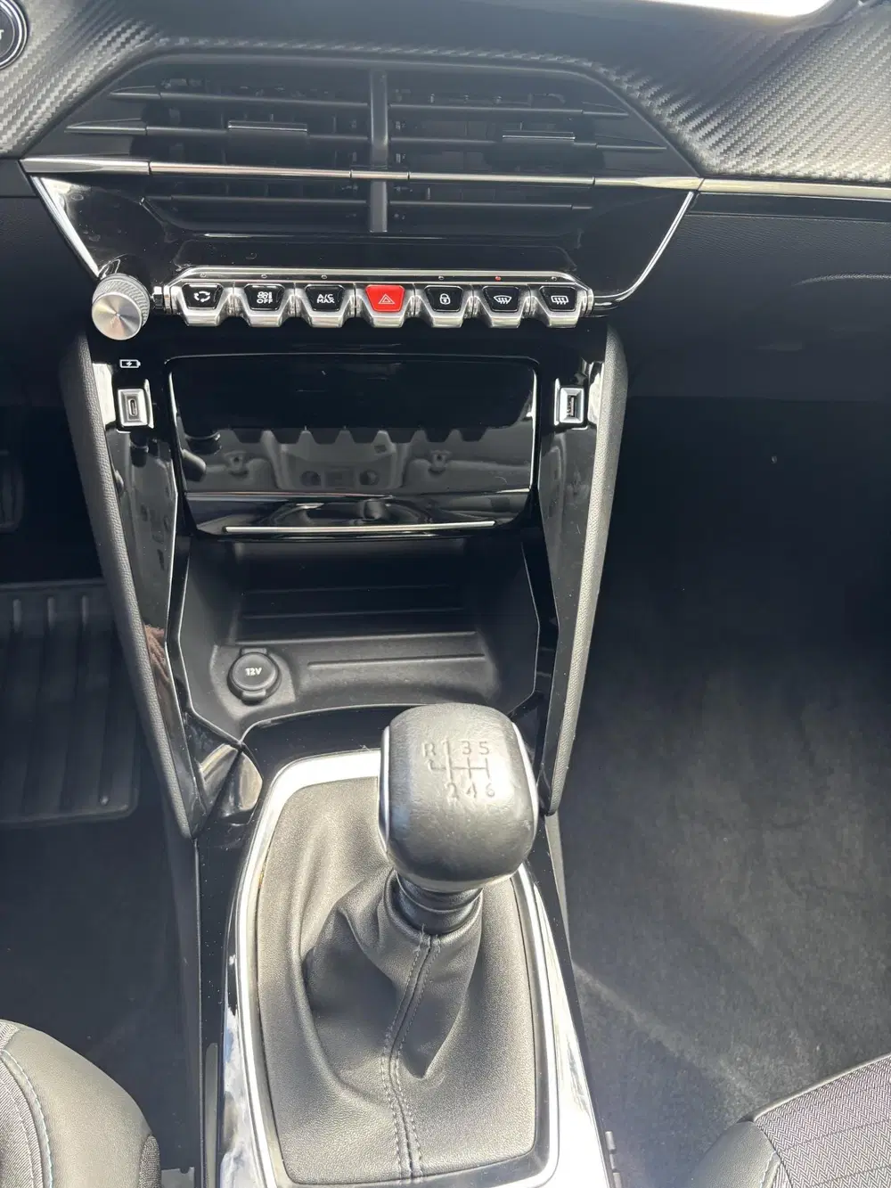 Peugeot 208 1.2 PureTech Allure 100 PK uit 2020, foto 15
