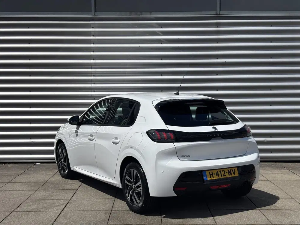 Peugeot 208 1.2 PureTech Allure 100 PK uit 2020, foto 7