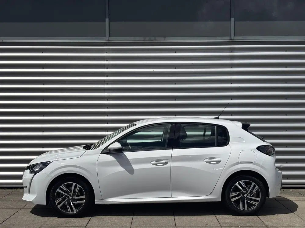 Peugeot 208 1.2 PureTech Allure 100 PK uit 2020, foto 8