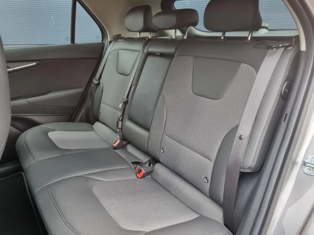 Kia Niro DynamicLine 64.8 kWh SOH 96% uit 2023, foto 11