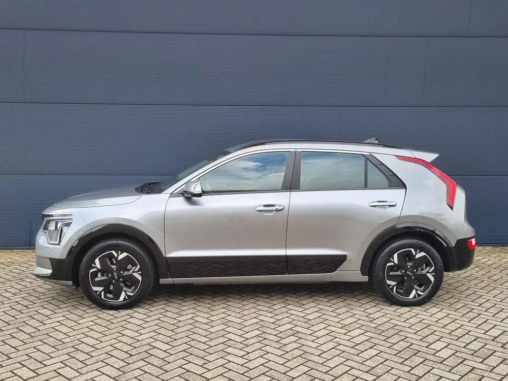Kia Niro DynamicLine 64.8 kWh SOH 96% uit 2023, foto 2