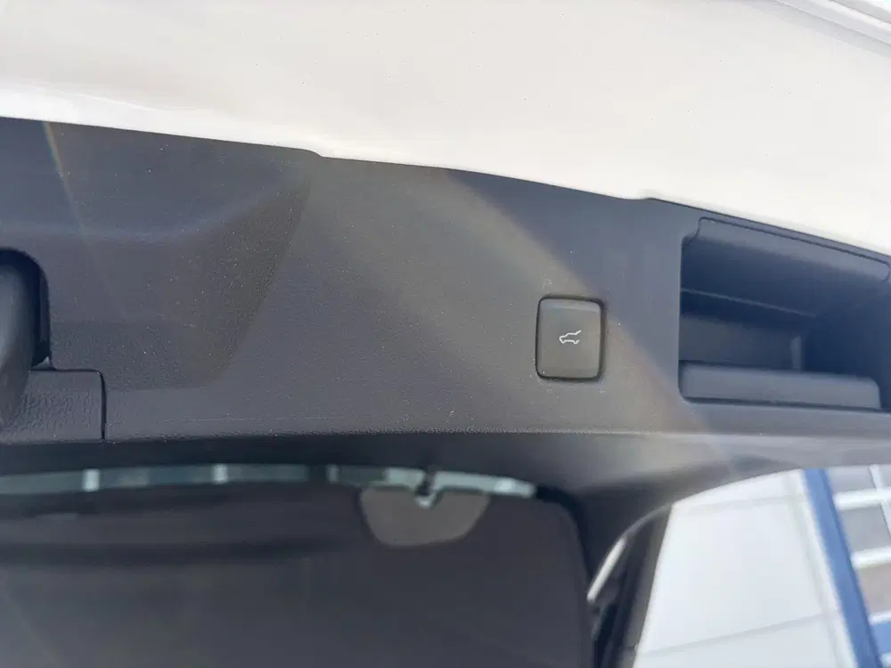 Ford Kuga 2.5 PHEV ST-Line X uit 2023, foto 11