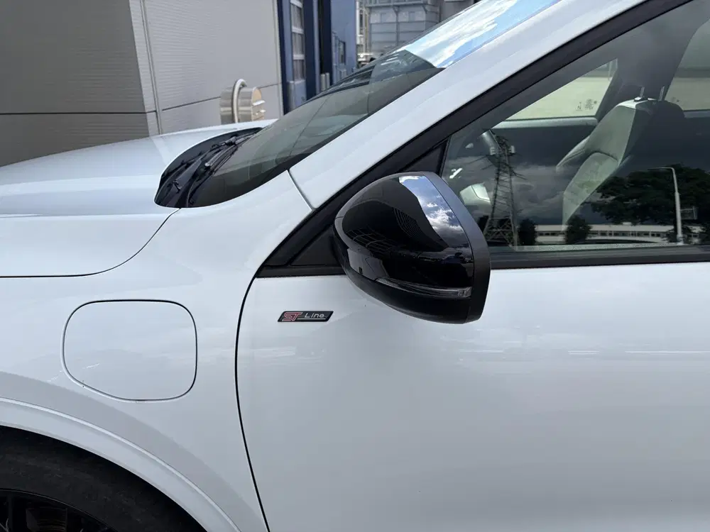 Ford Kuga 2.5 PHEV ST-Line X uit 2023, foto 15