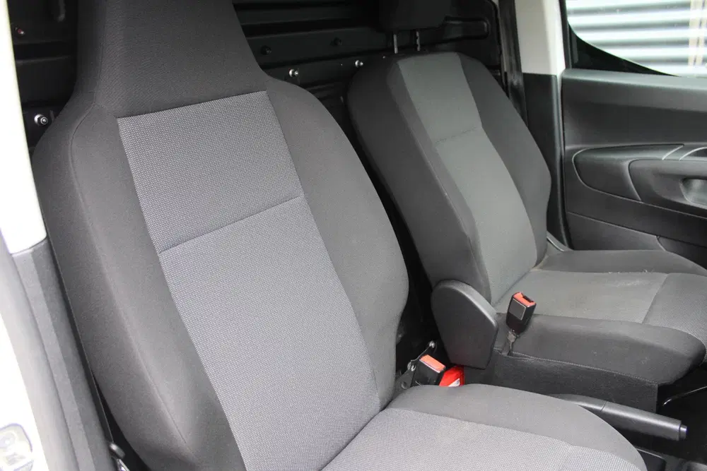 Peugeot Partner 1.5 BlueHDi 100 S&S L1 uit 2023, foto 15