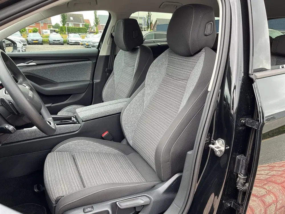 Skoda Superb 1.5 TSI PHEV Selection uit 2025, foto 10