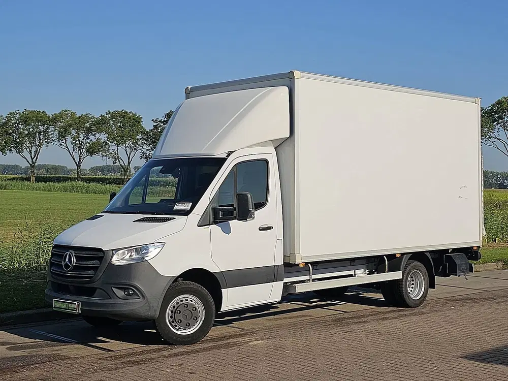 Mercedes-Benz Sprinter 516 ac carplay euro6 uit 2019, foto 2