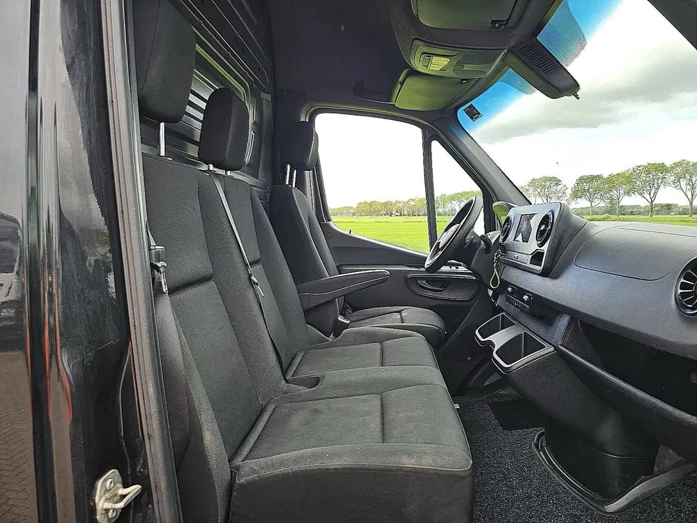 Mercedes-Benz Sprinter 319 3.0 V6 L3H2 EURO6 Airco uit 2019, foto 10