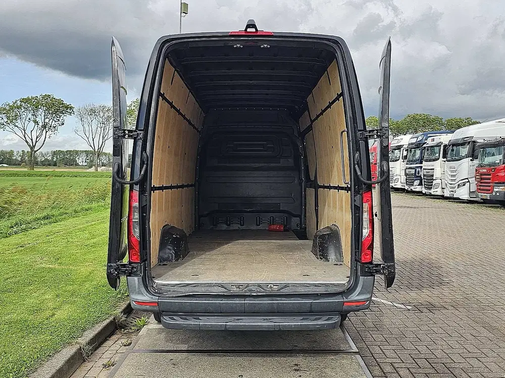 Mercedes-Benz Sprinter 319 3.0 V6 L3H2 EURO6 Airco uit 2019, foto 7