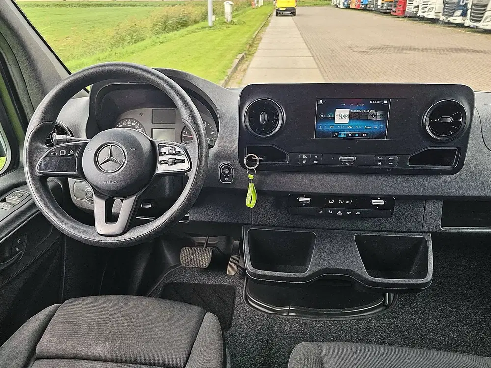 Mercedes-Benz Sprinter 319 3.0 V6 L3H2 EURO6 Airco uit 2019, foto 9