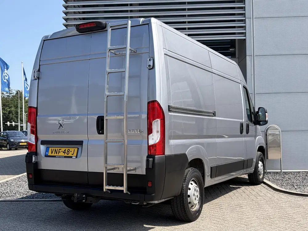 Peugeot Boxer 330 2.2 BlueHDi 140 L2H2 Premium uit 2021, foto 6
