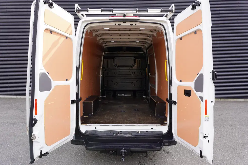 Volkswagen Crafter 180pk Automaat 4x4 4Motion L3H3 uit 2021, foto 3