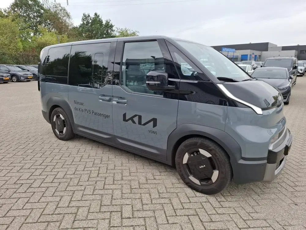 Kia PV5 Passenger Elite Executive 71.2 kWh uit 2026, foto 7