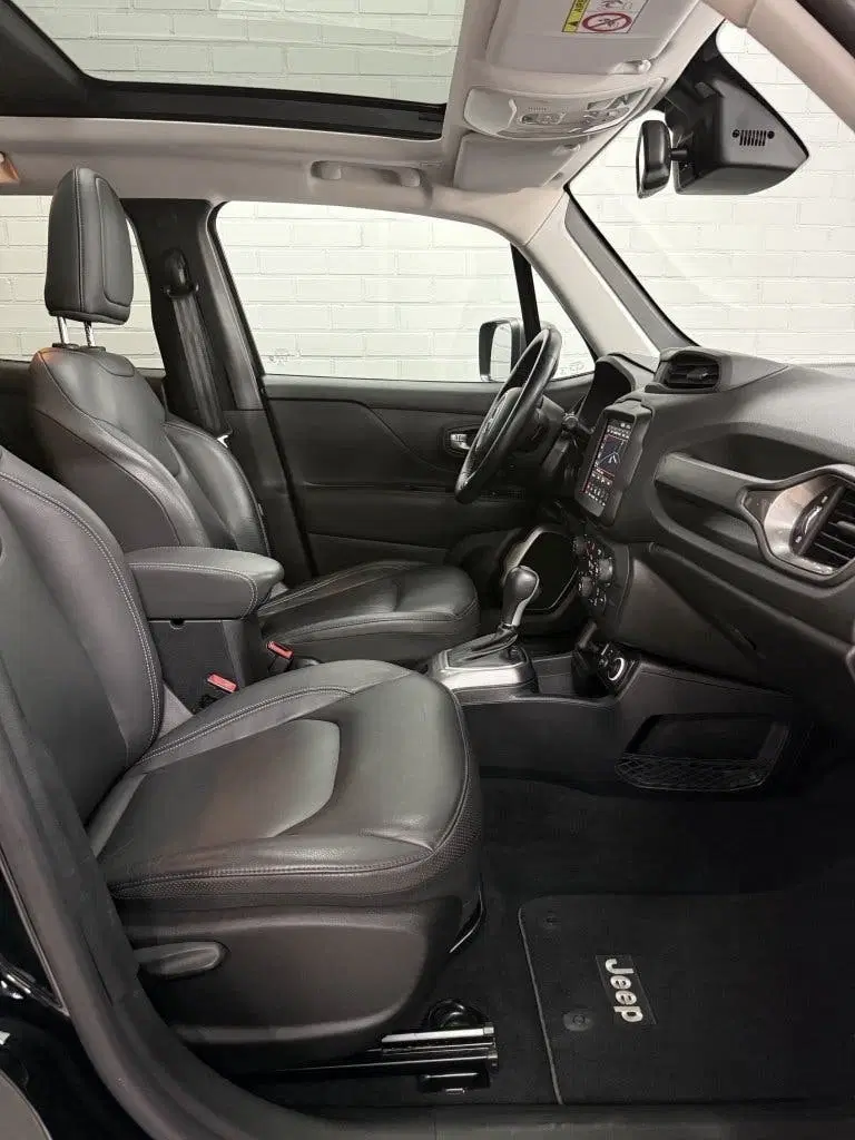 Jeep Renegade 1.3T Freedom uit 2019, foto 11